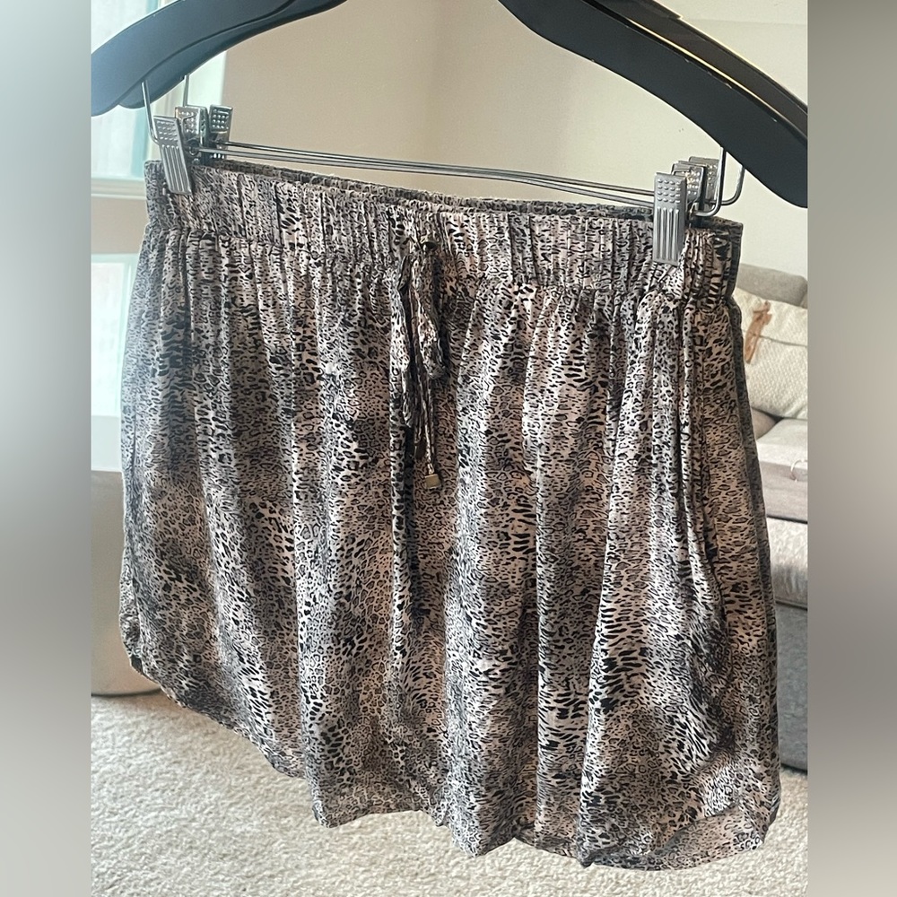 Zara cheetah print skirt | Size: M Color: Black/Grey